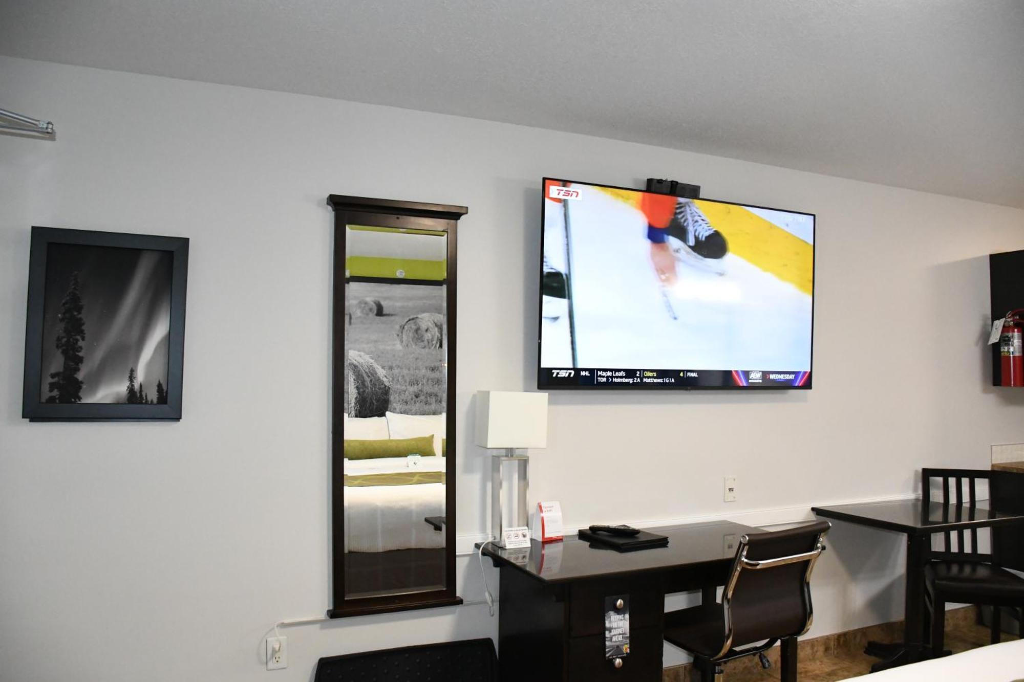 Super 8 By Wyndham Fort Mcmurray Buitenkant foto